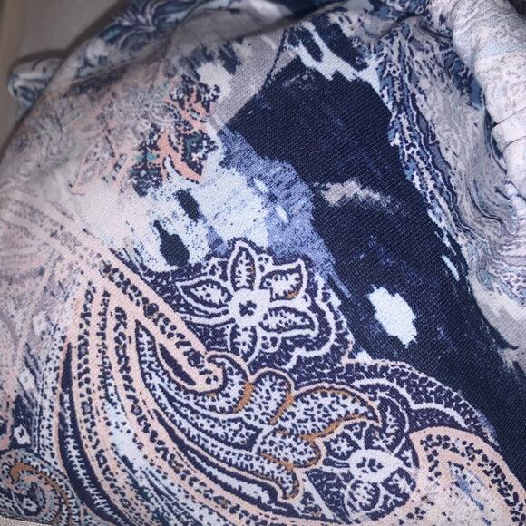 EBERJEY Bikini Top. Gitana Lennon. Large - Picture 5 of 9